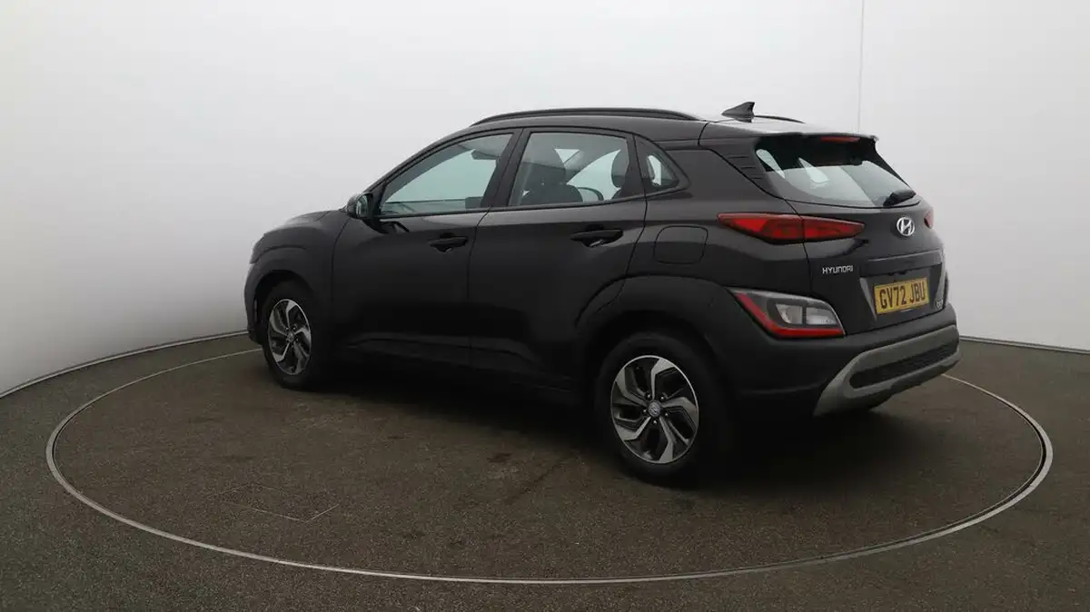 2023-hyundai-kona-16-gdi-se-connect-big-5
