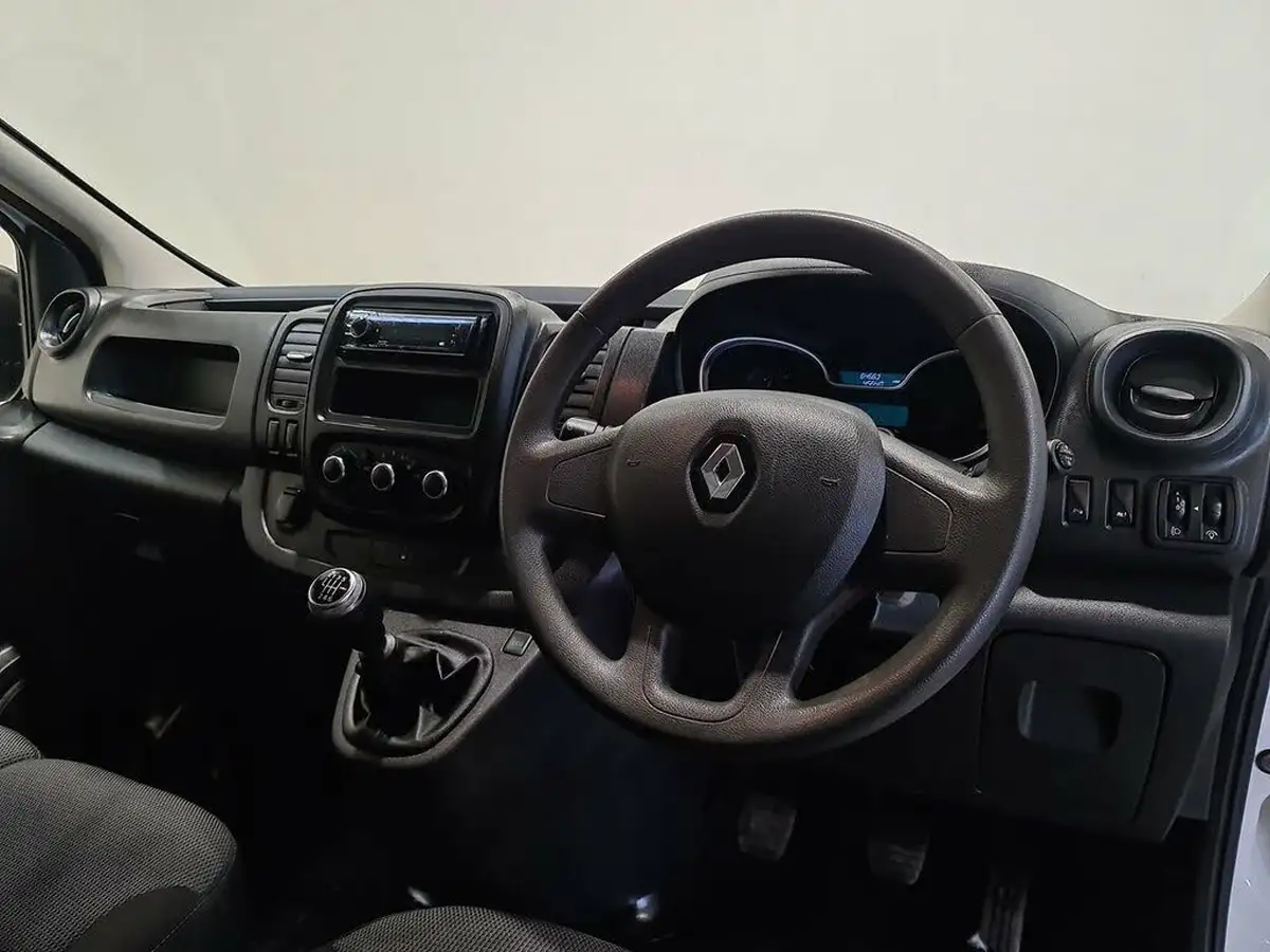 2021-renault-trafic-20dci-sl30-energy-120-business-panel-big-3