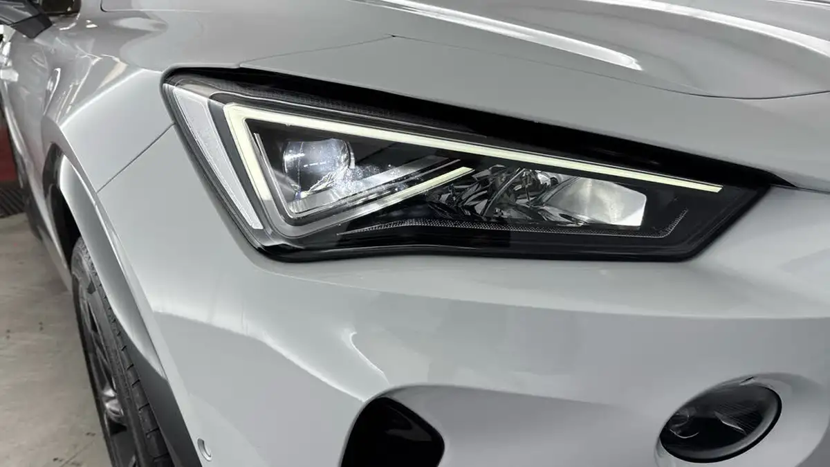 2023-cupra-formentor-14-e-hybrid-v2-big-24