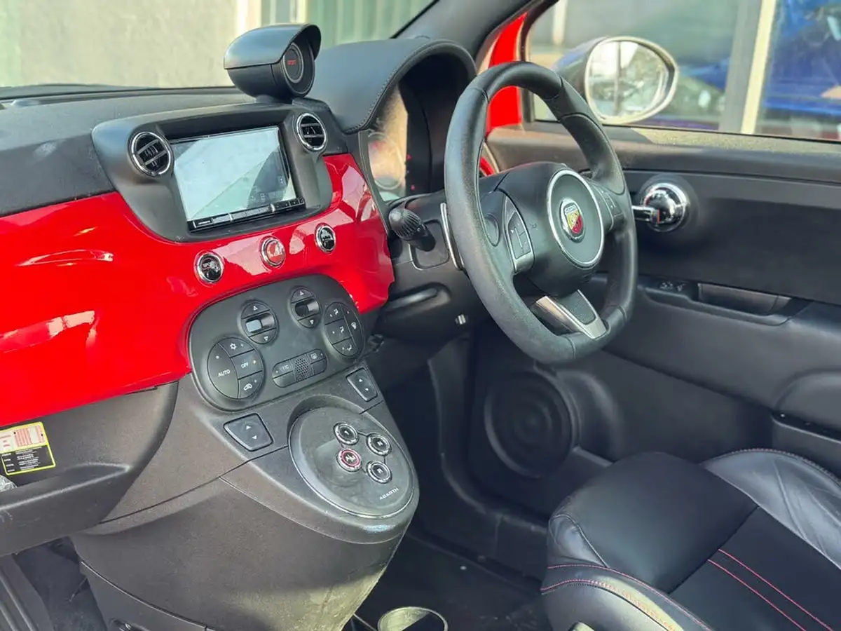 2012-abarth-595-big-2