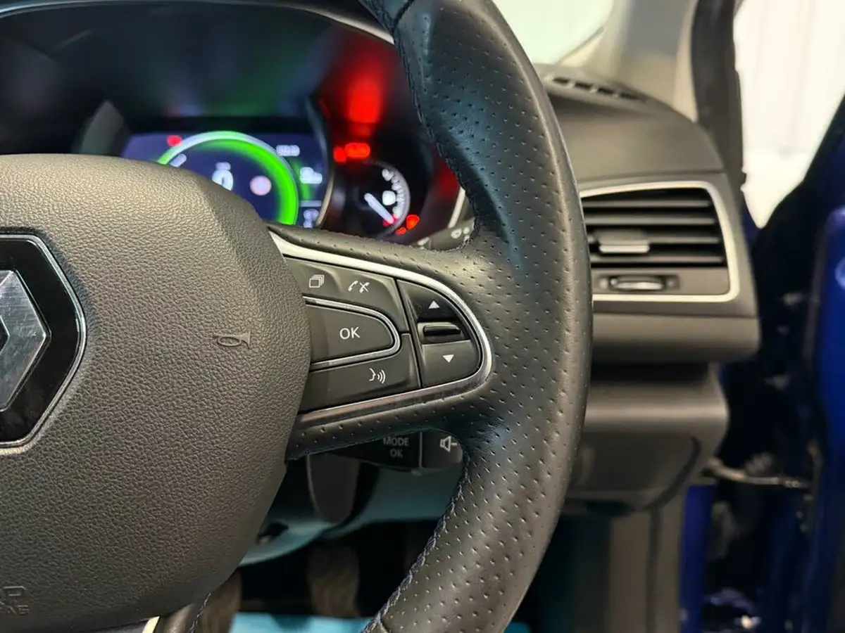 2019-renault-megane-13-tce-gt-line-hatchback-big-22