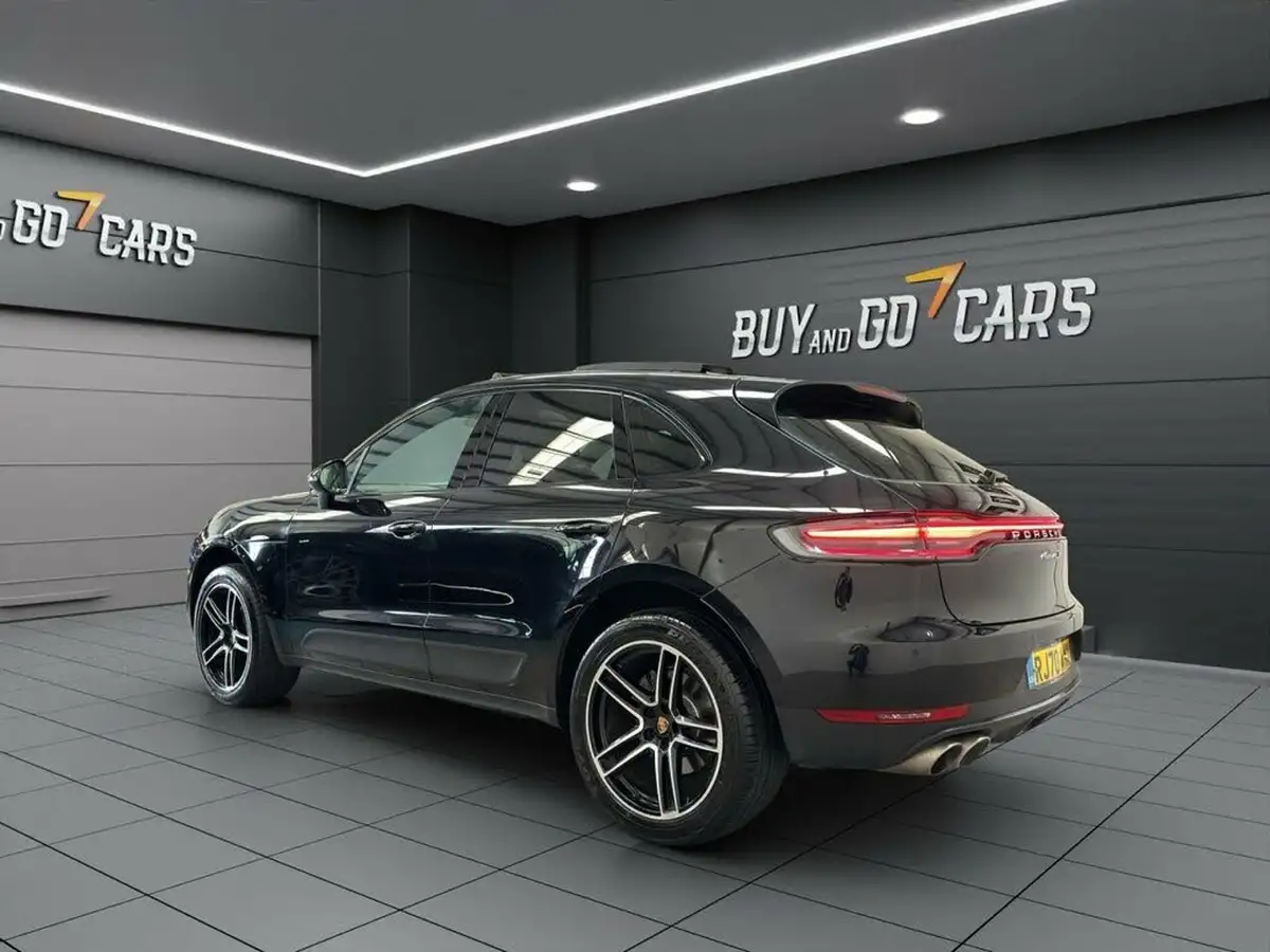 2020-porsche-macan-30-s-big-6