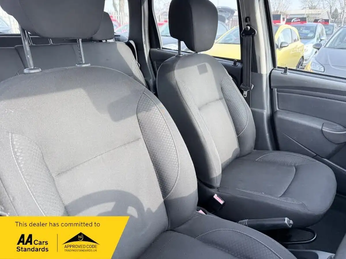 2017-dacia-duster-16-sce-ambiance-big-14