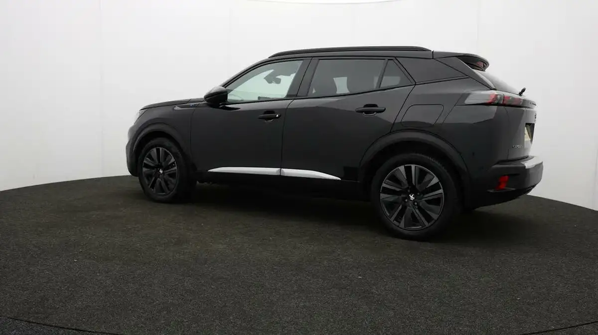 2022-peugeot-2008-suv-e-gt-premium-big-70