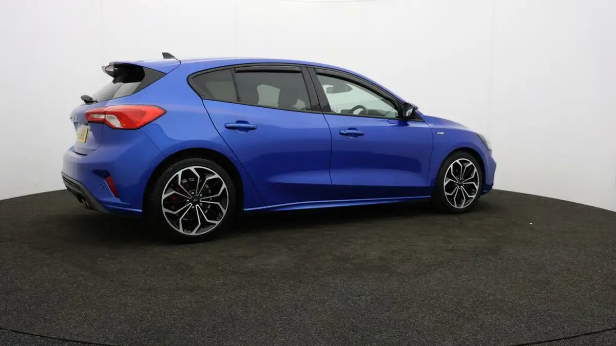 2020-ford-focus-15-st-line-x-hatchback-auto-big-27