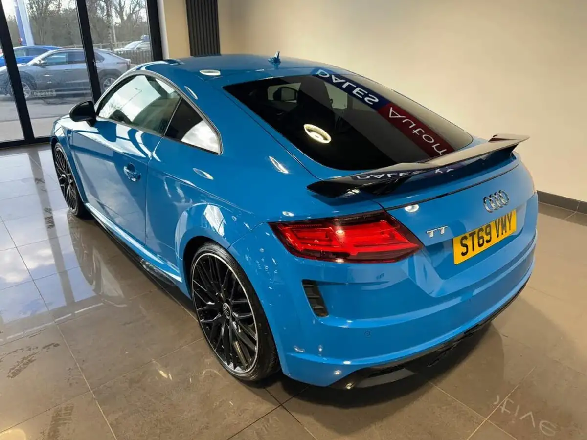 2020-audi-tt-coupe-20-40-tfsi-black-edition-big-9