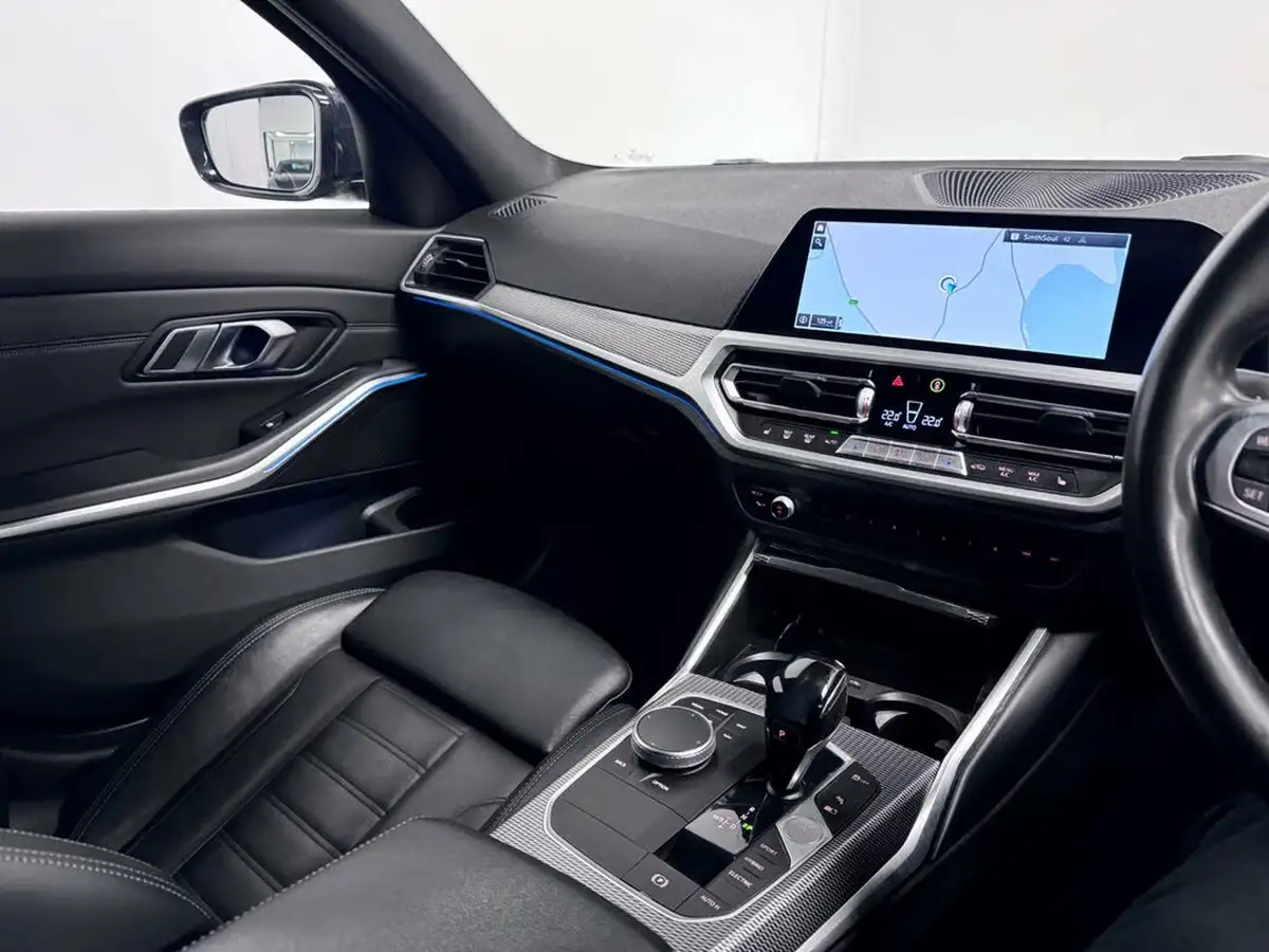 2019-bmw-3-series-20-330e-m-sport-plus-pack-big-27