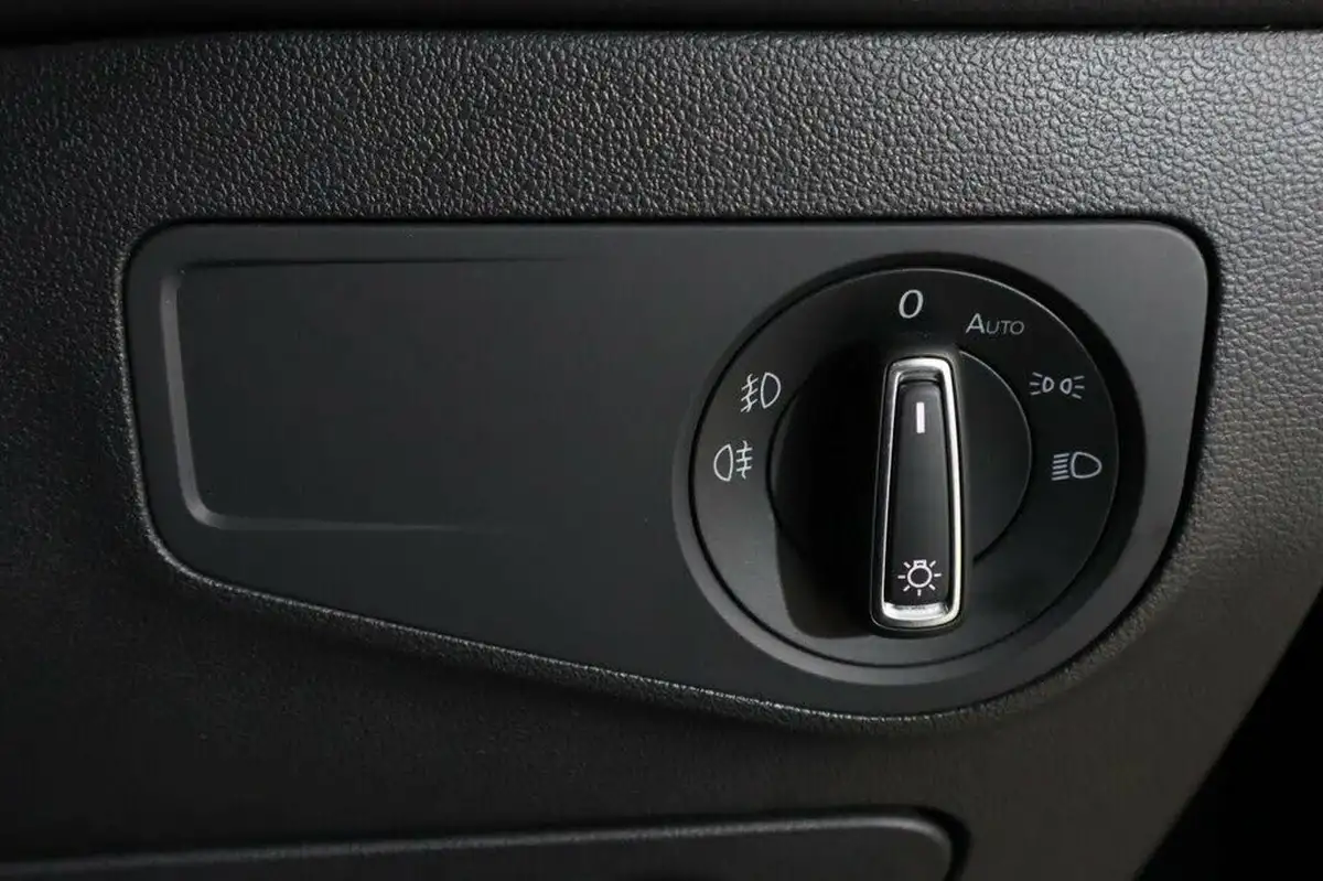 2019-volkswagen-tiguan-allspace-15-tsi-r-line-tech-big-30