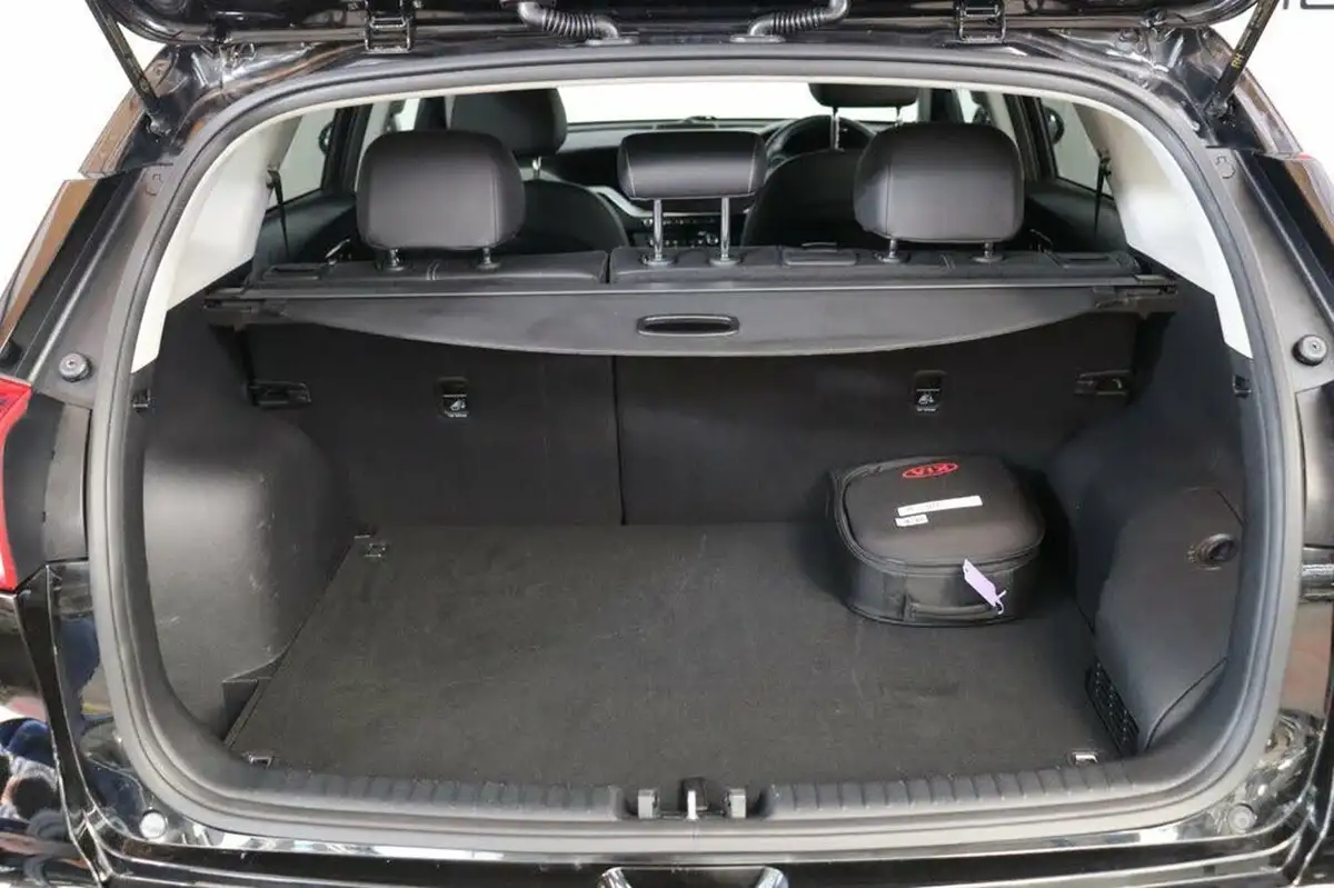 2020-kia-niro-16-gdi-phev-3-big-12