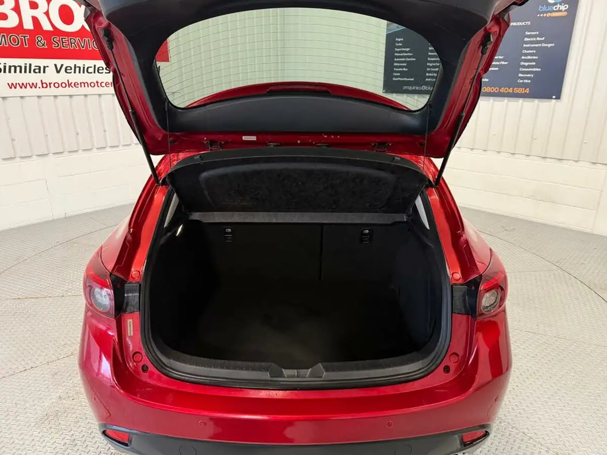 2015-mazda-mazda3-20-se-l-nav-hatchback-5d-big-14