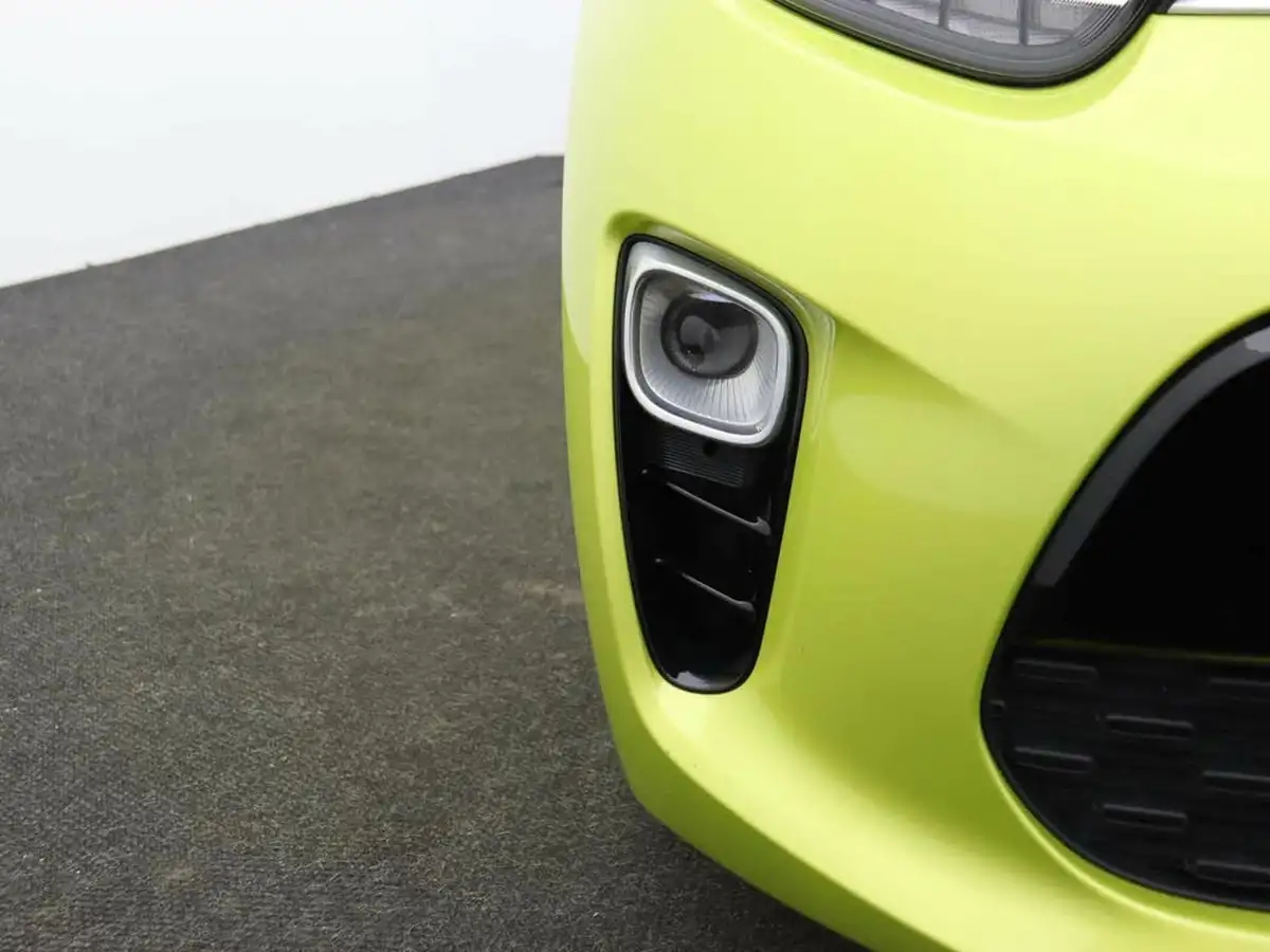 2020-kia-picanto-10-zest-big-37