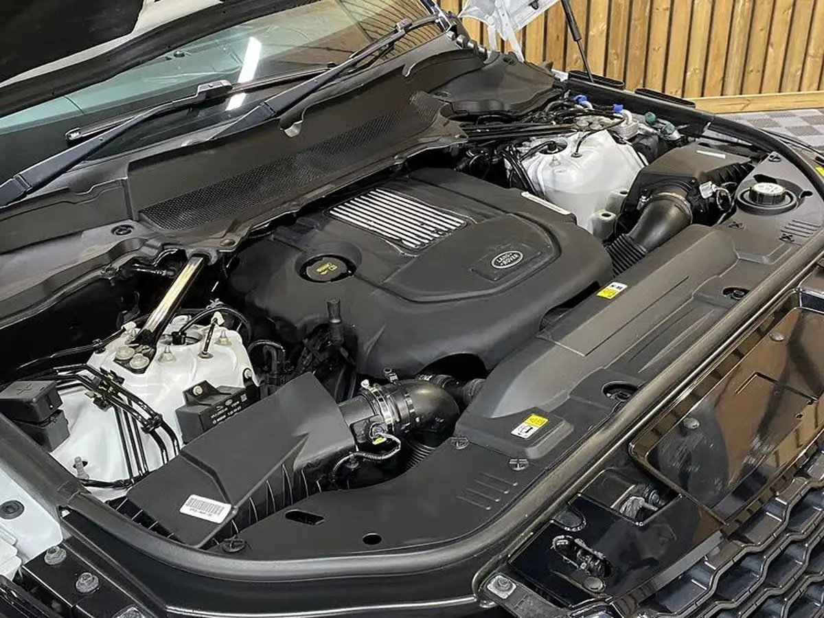 2020-land-rover-range-rover-sport-30-sdv6-hse-big-25