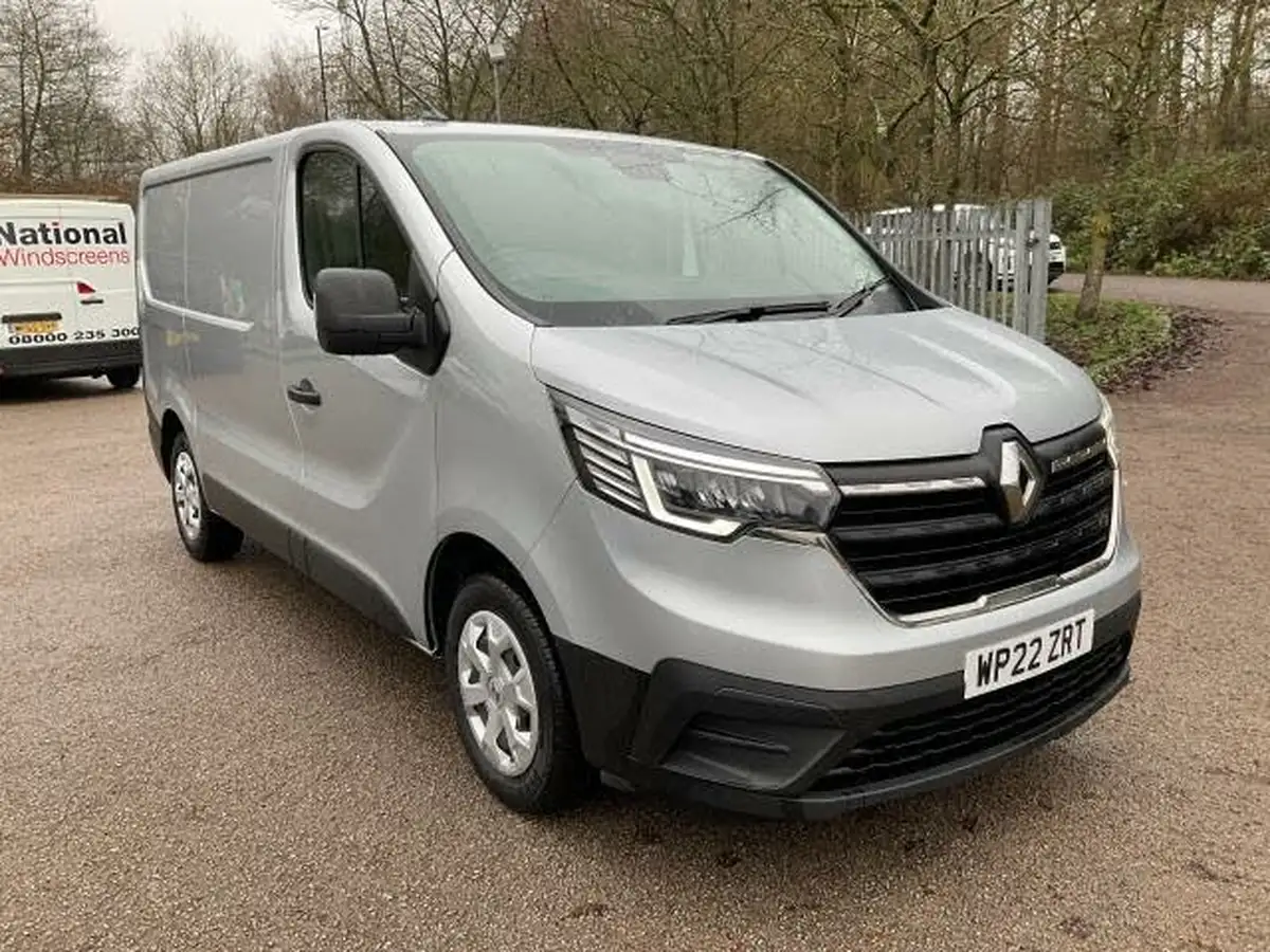 2022-renault-trafic-20dci-sl28-130-business-big-1