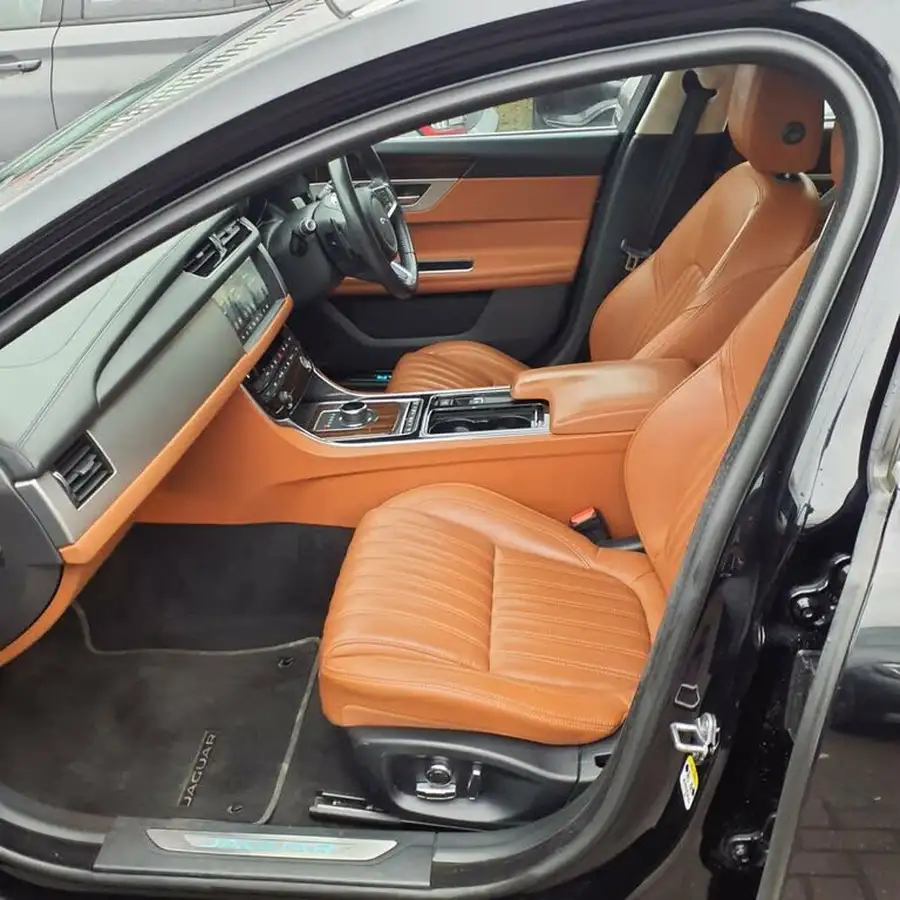 2018-jaguar-xf-20i-portfolio-249ps-sportbrake-5d-1997cc-big-3
