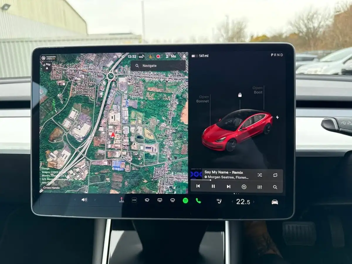 2020-tesla-model-3-e-long-range-big-12