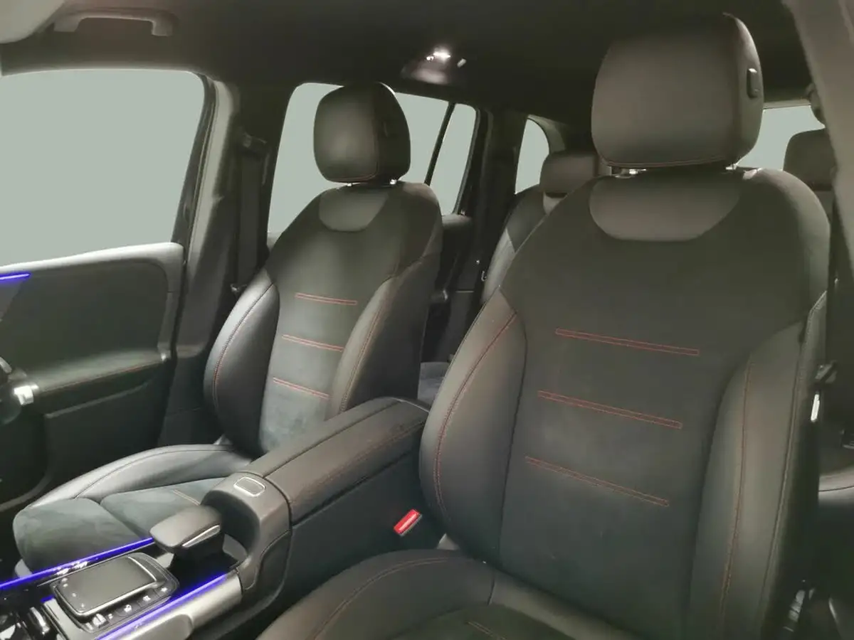 2023-mercedes-benz-eqb-e-300-amg-line-big-14