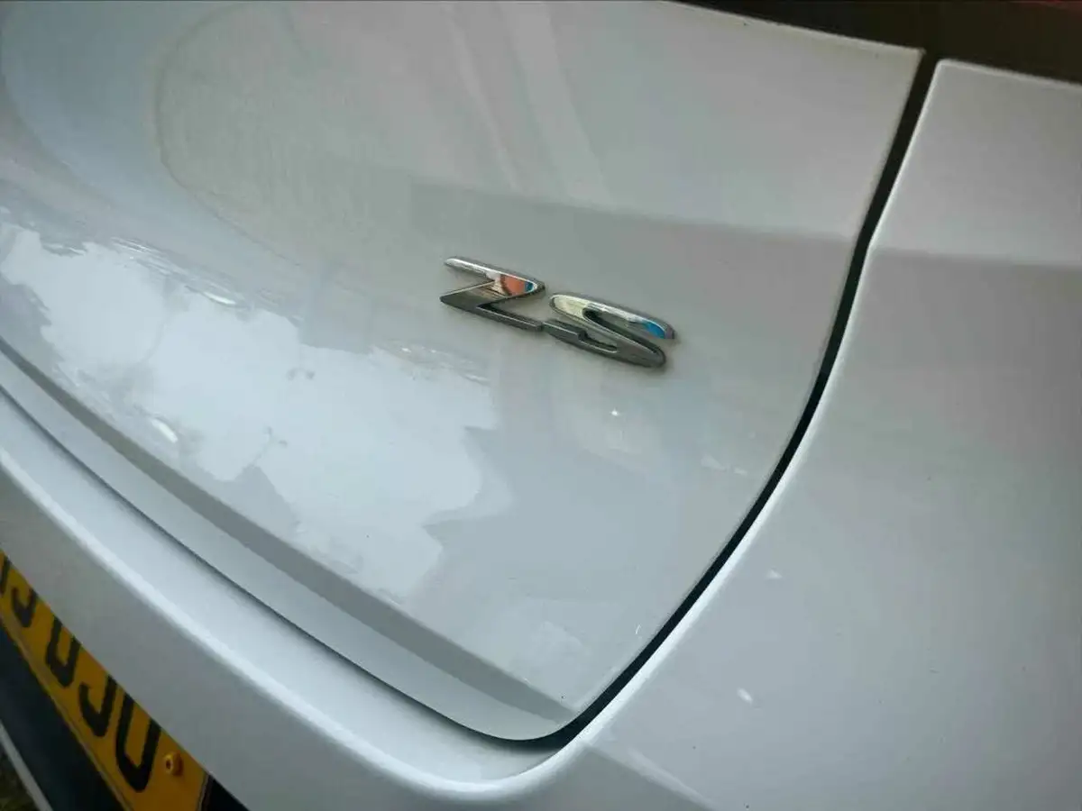 2019-mg-zs-suv-15-vti-tech-exclusive-105bhp-big-11