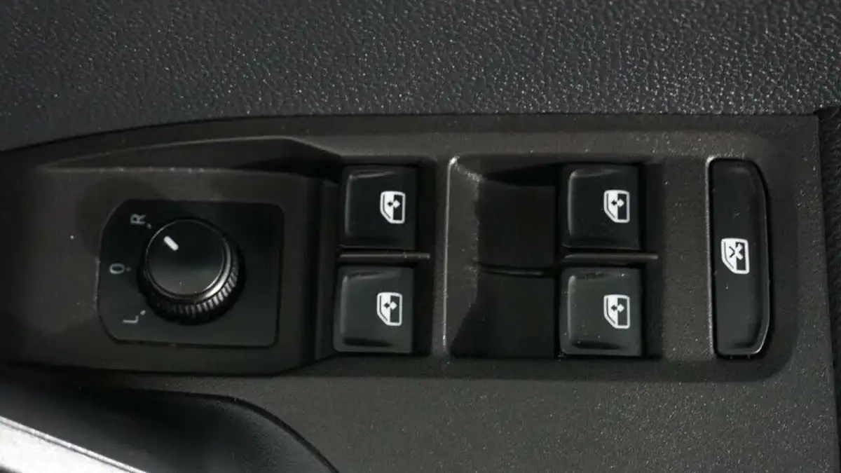2019-seat-arona-16tdi-se-technology-lux-115ps-ss-big-16