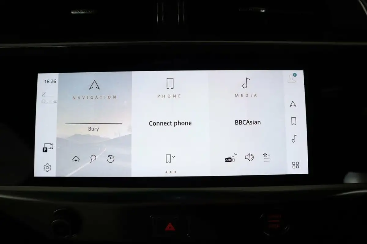 2021-jaguar-i-pace-ev400-black-big-48