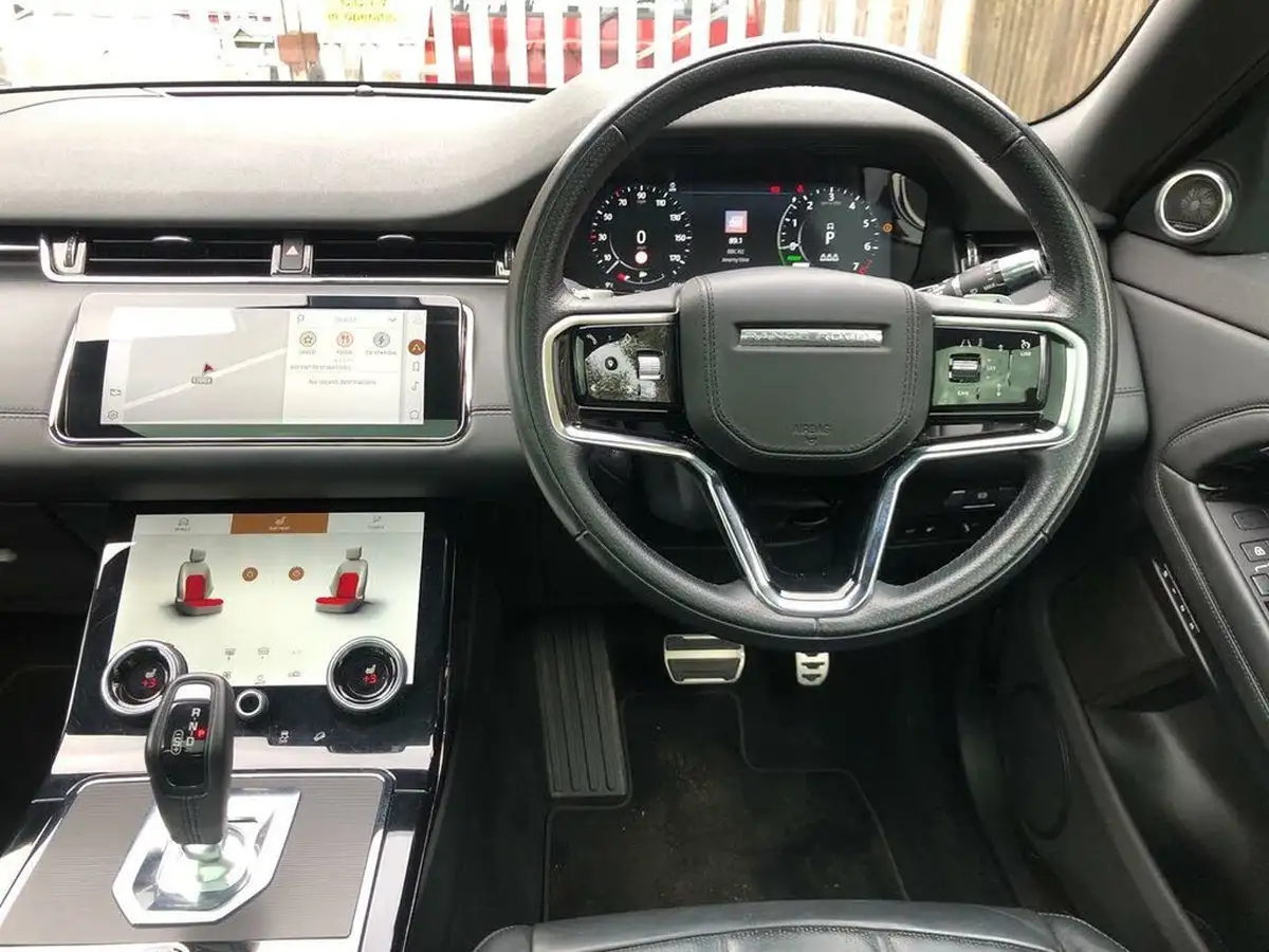 2021-land-rover-range-rover-evoque-15-p300e-r-dynamic-hse-big-12