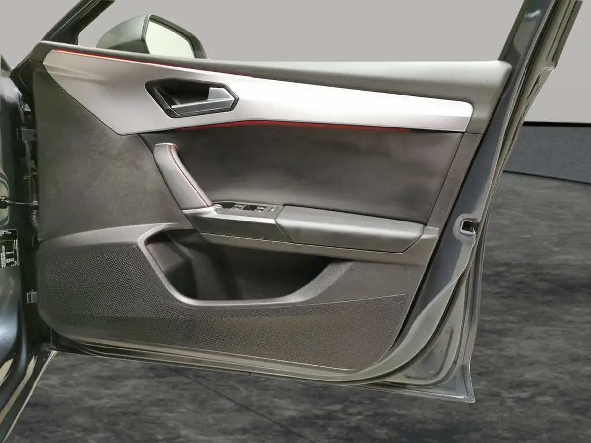 2023-seat-leon-big-29