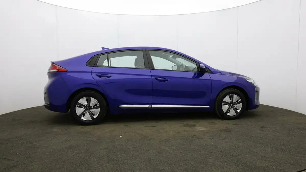 2021-hyundai-ioniq-16-gdi-premium-se-hybrid-big-51