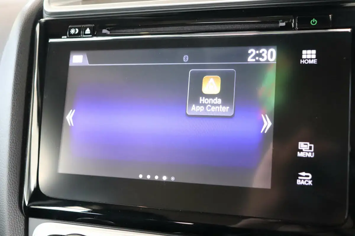 2019-honda-jazz-13-i-vtec-se-navi-cvt-big-39