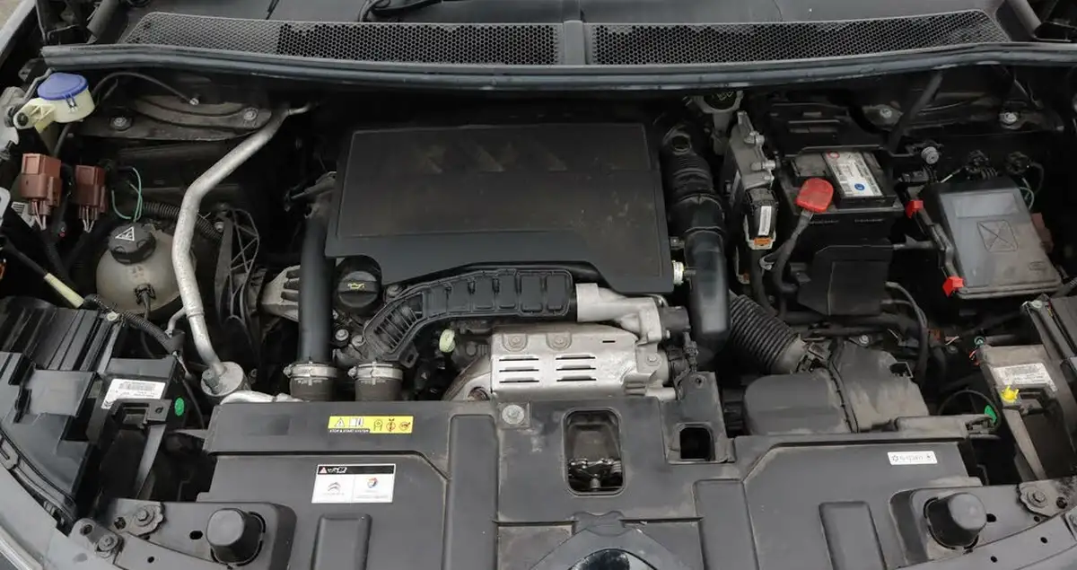 2020-citroen-c5-aircross-12-puretech-flair-big-19