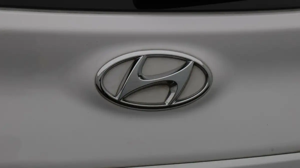 2022-hyundai-kona-16-gdi-se-connect-big-21