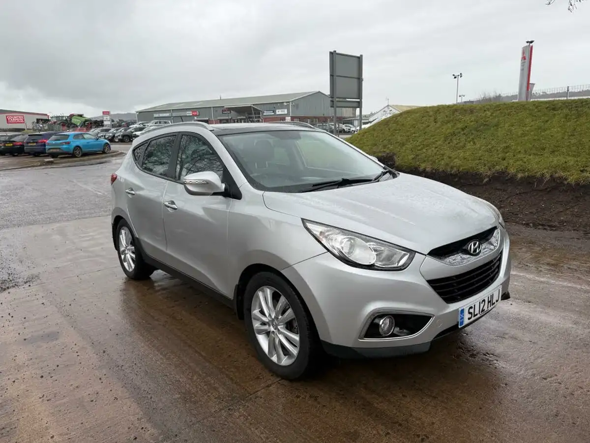 2012-hyundai-ix35-20td-premium-4wd-auto-big-12