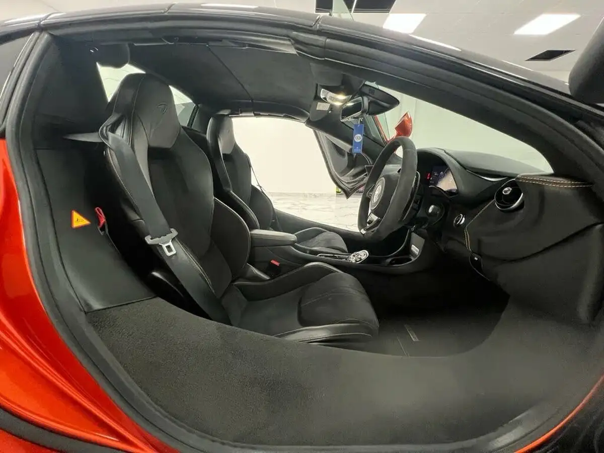 2019-mclaren-570s-38-coupe-big-49