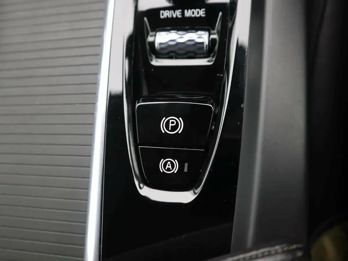 2020-volvo-v60-20td-d3-momentum-plus-geartronic-big-20