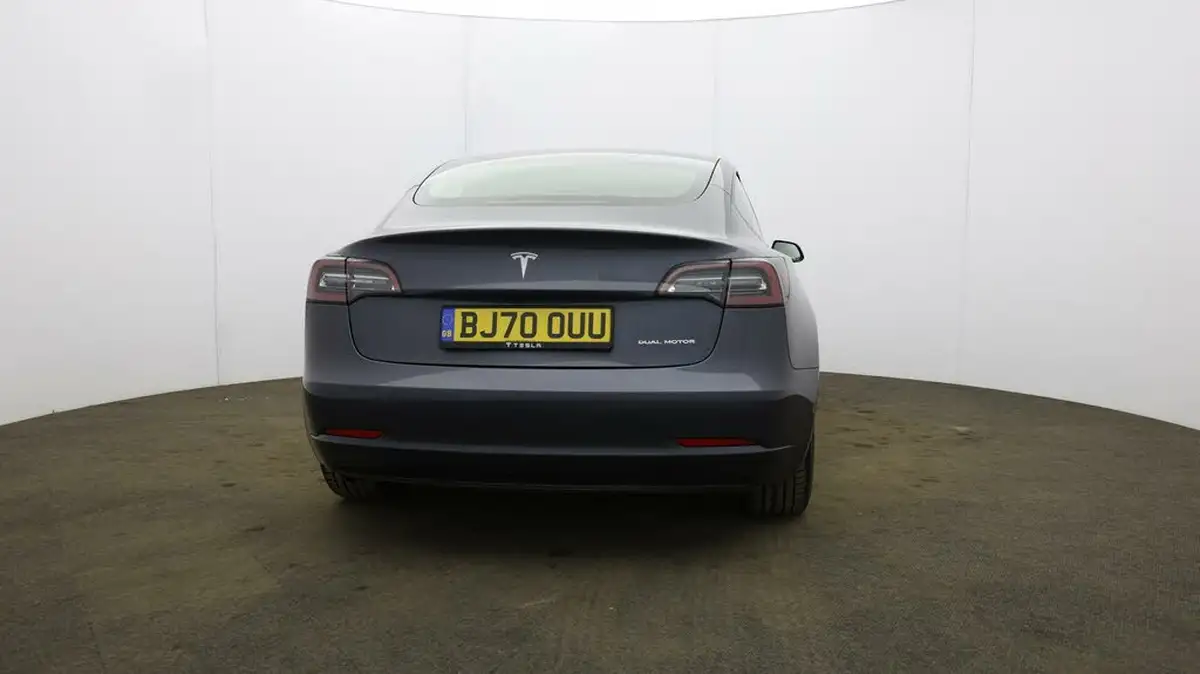 2020-tesla-model-3-e-long-range-big-55