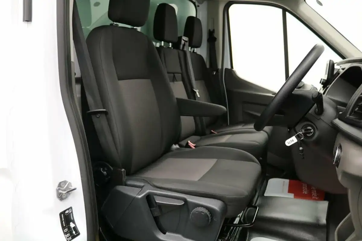 2022-ford-transit-20tdci-350-l2h1-leader-130pseu6dt-fwd-cab-big-24