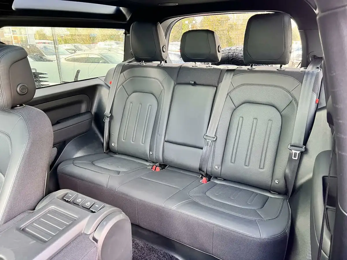 2021-land-rover-90-defender-30-d300-x-big-19