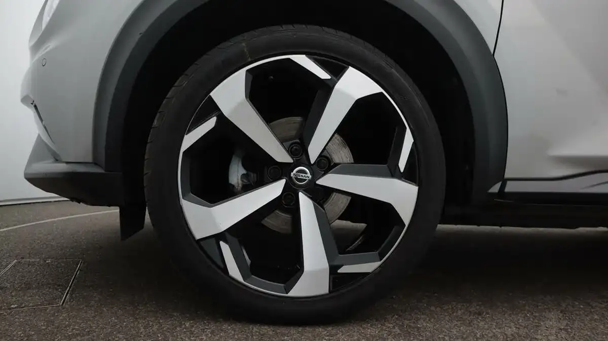 2020-nissan-juke-10-dig-t-tekna-117ps-dct-big-22