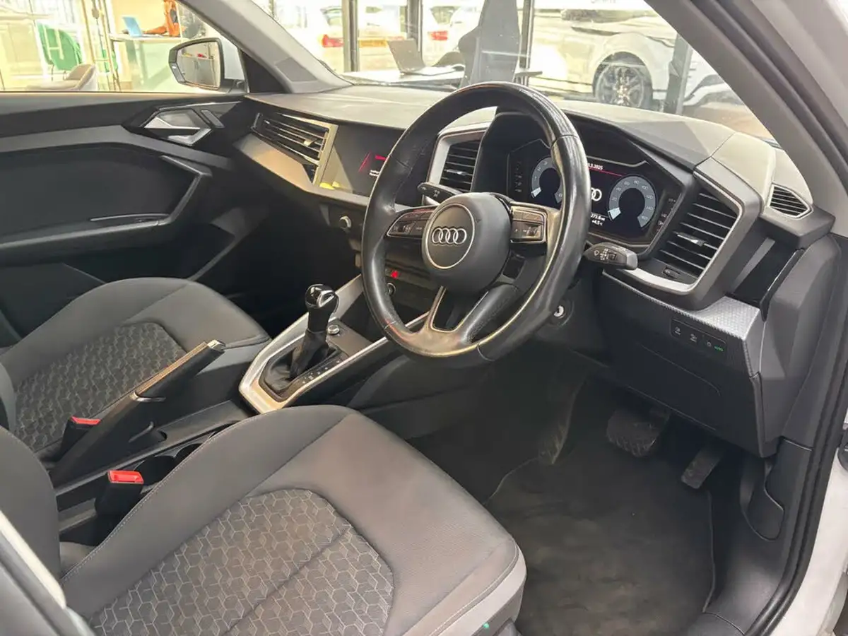 2021-audi-a1-15-35-tfsi-sport-big-15