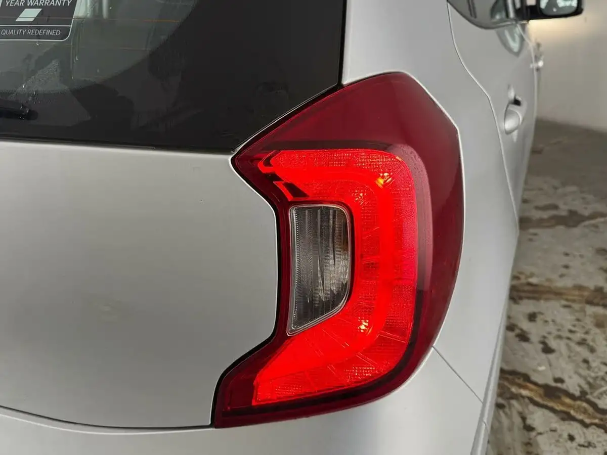 2022-kia-picanto-10-2-big-29
