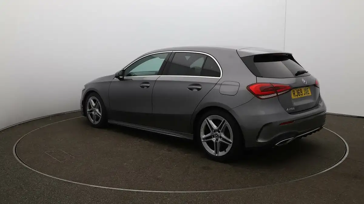 2019-mercedes-benz-a-class-13-a200-amg-line-hatchback-5d-7g-dct-big-5