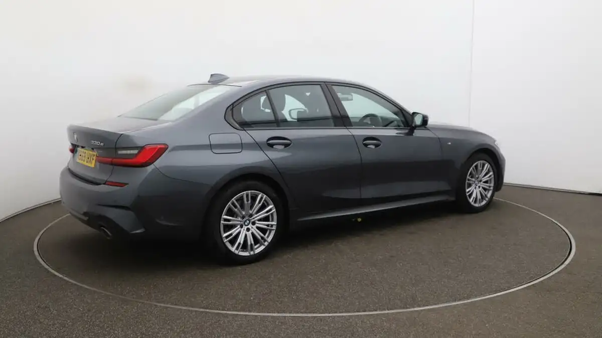 2019-bmw-3-series-20-330e-m-sport-plus-pack-big-52