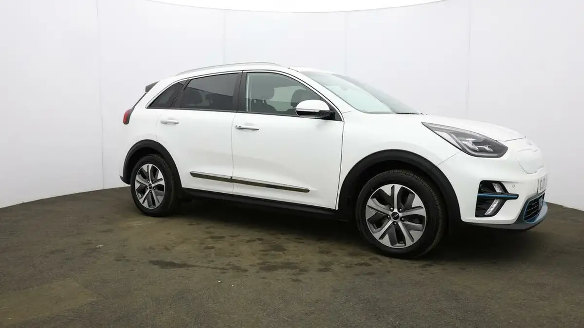 2022-kia-e-niro-ev-4-big-47