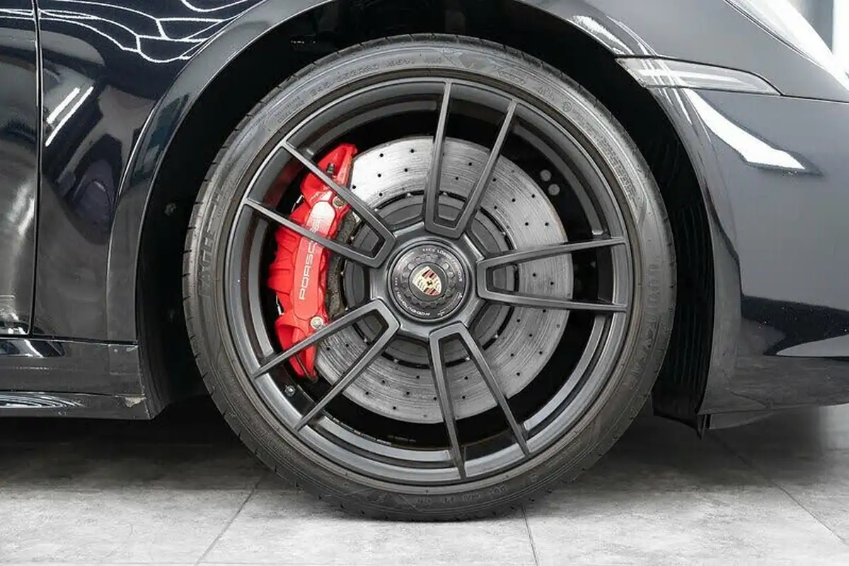 2022-porsche-911-30-carrera-gts-coupe-big-5