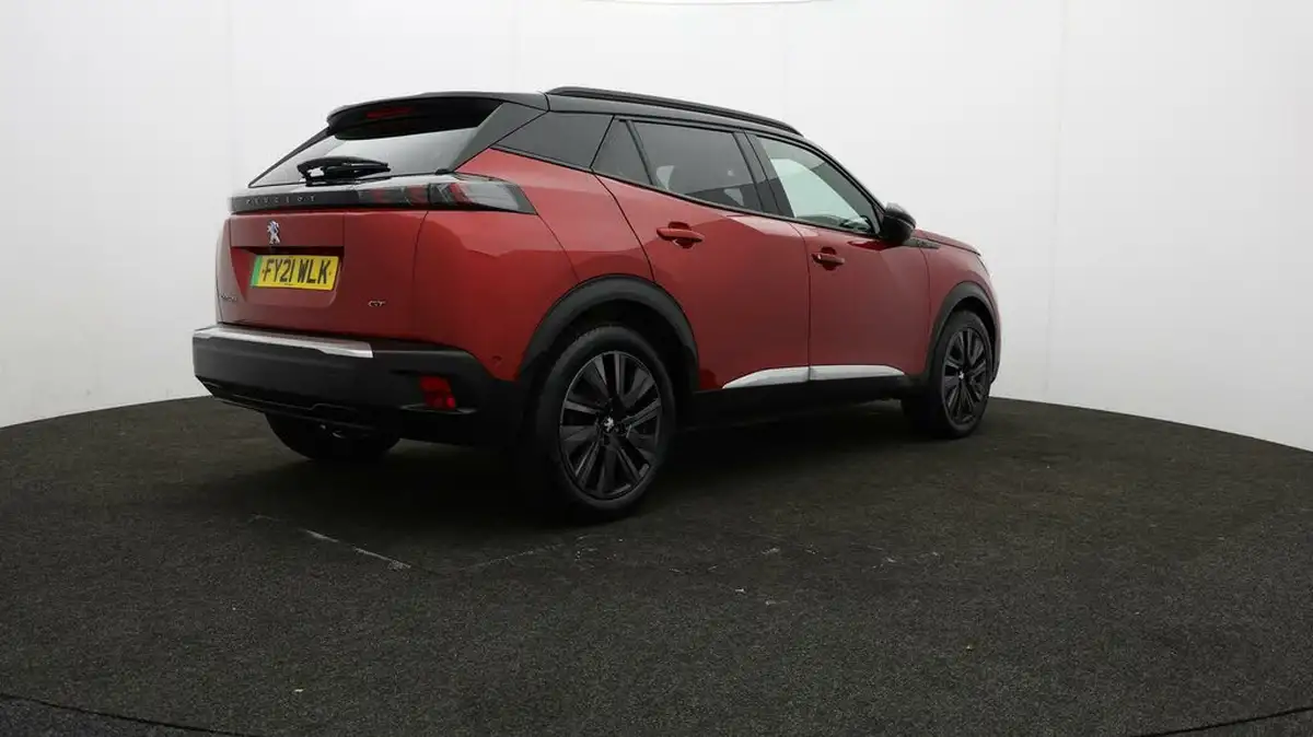 2021-peugeot-2008-suv-e-gt-premium-big-77
