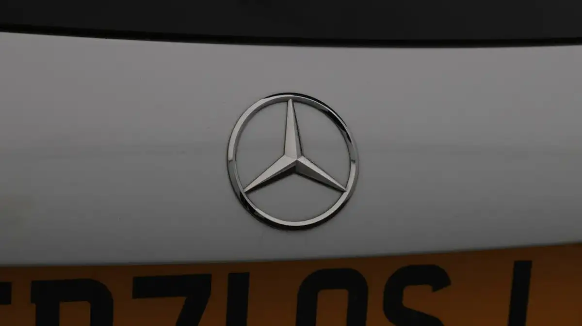 2022-mercedes-benz-a-class-13-a200-amg-line-executive-edition-hatchback-5d-7g-dct-big-22