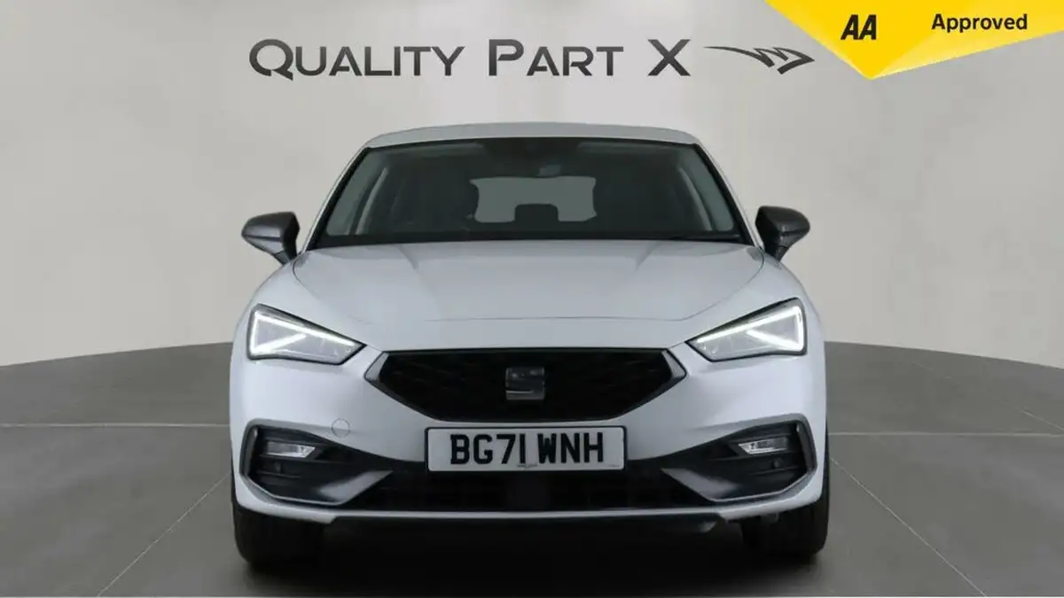 2021-seat-leon-14-e-hybrid-fr-hatchback-big-1