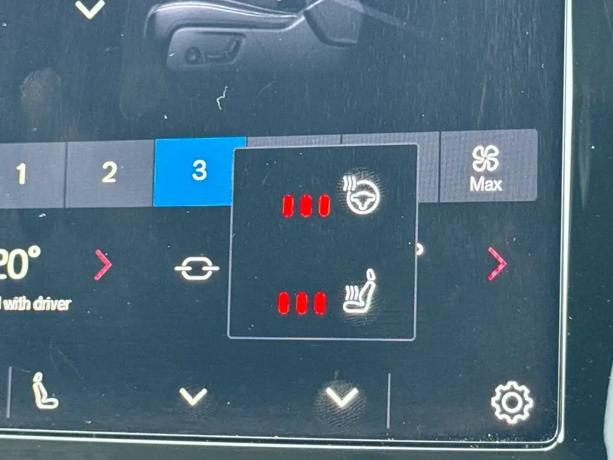 2022-volvo-xc40-20-b4-plus-awd-big-29