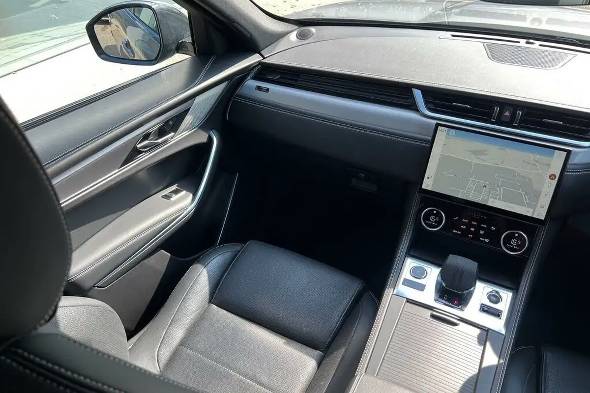 2022-jaguar-f-pace-20-d200-r-dynamic-se-big-20