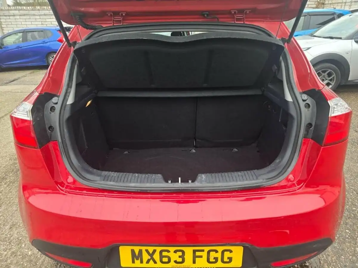 2013-kia-rio-125-2-3d-big-8