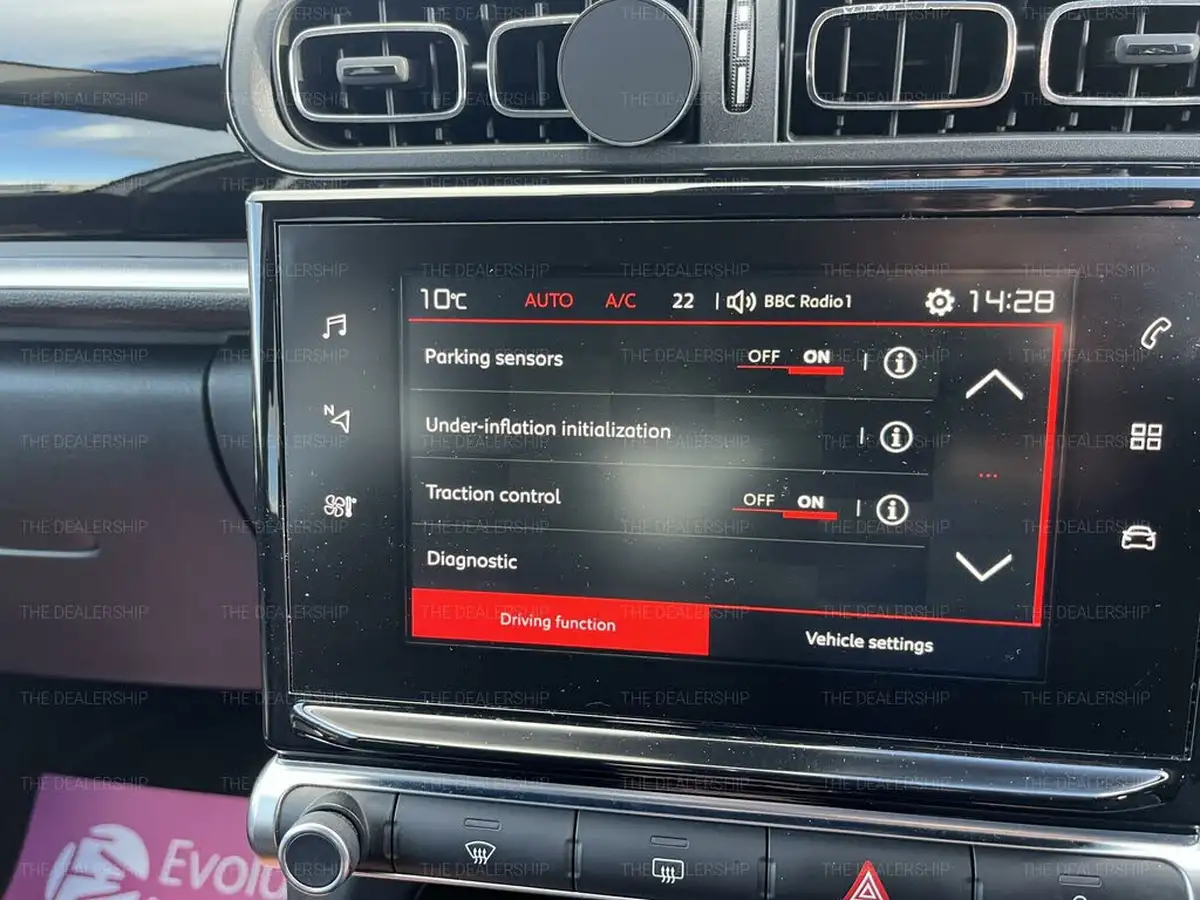 2017-citroen-c3-12-puretech-flair-82ps-big-41