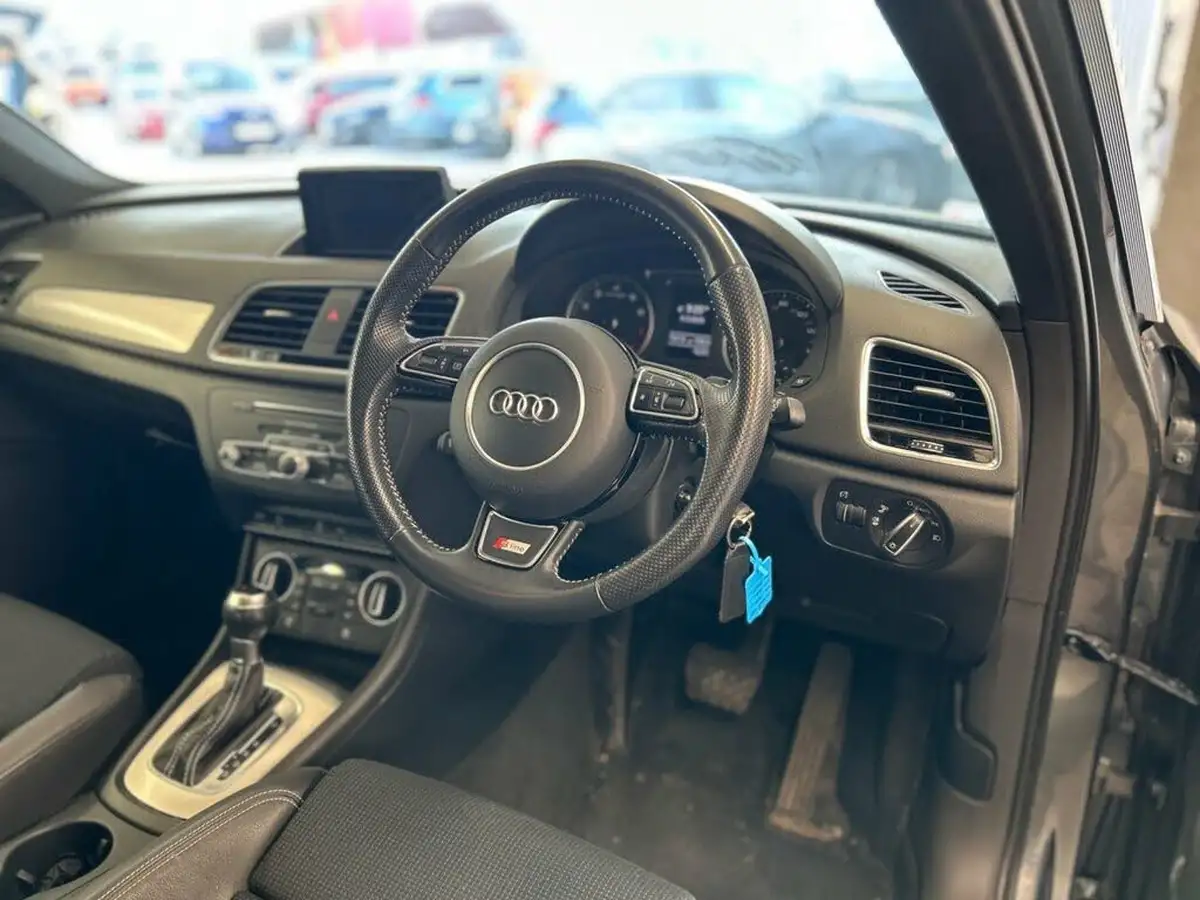2018-audi-q3-14-tfsi-s-line-edition-tronic-big-1